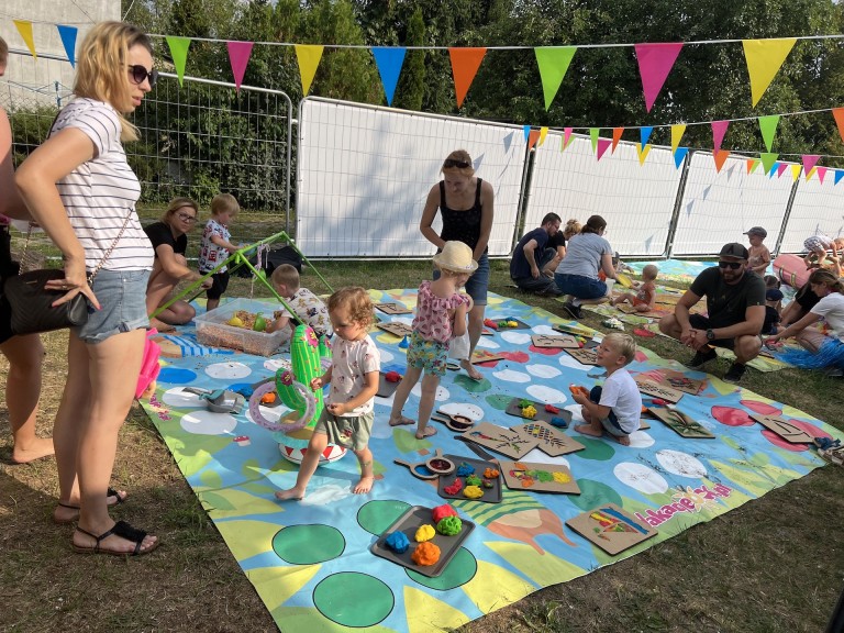 Stopery do uszu dla rodziców, dla dzieci świetna zabawa. Family Spot w Koninie