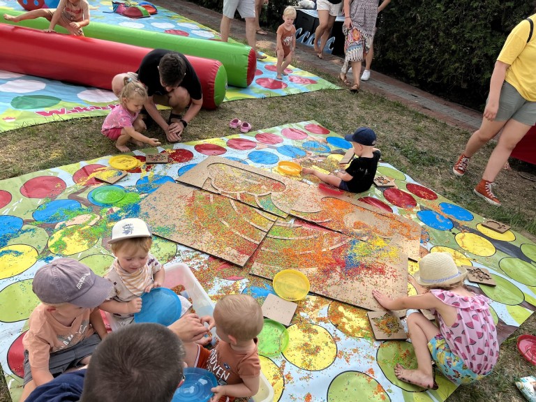 Stopery do uszu dla rodziców, dla dzieci świetna zabawa. Family Spot w Koninie