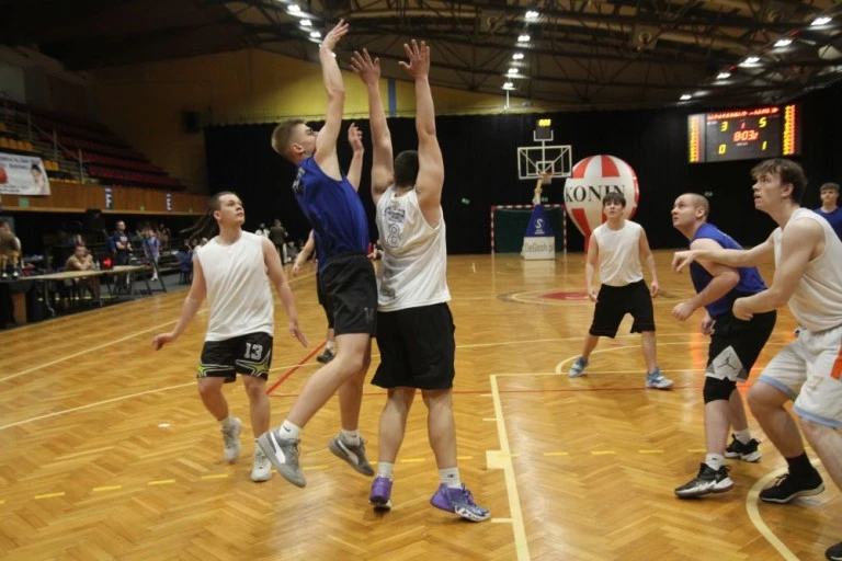 Drużyna Przyjaciół najlepsza w XV Memoriale Jarka Preusa. Królował dobry basket