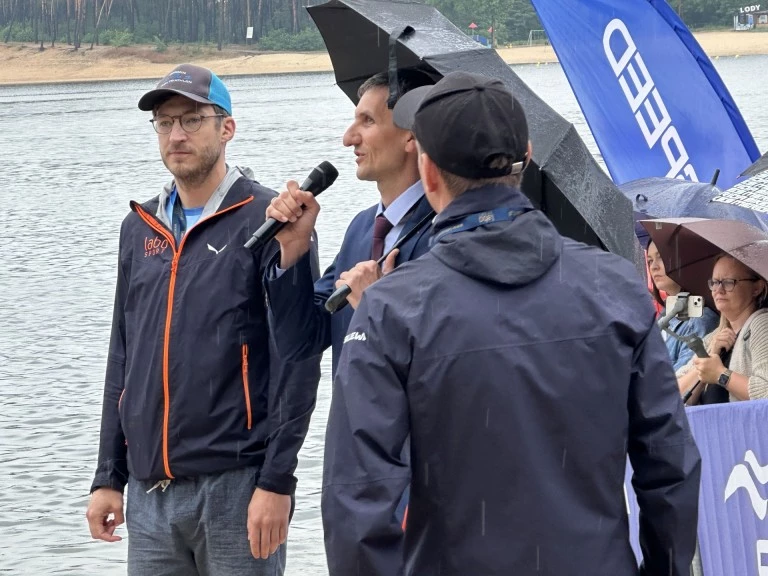 Sportowe zmagania w Ślesinie. Deszcz nie zatrzymał Garmin Iron Triathlon