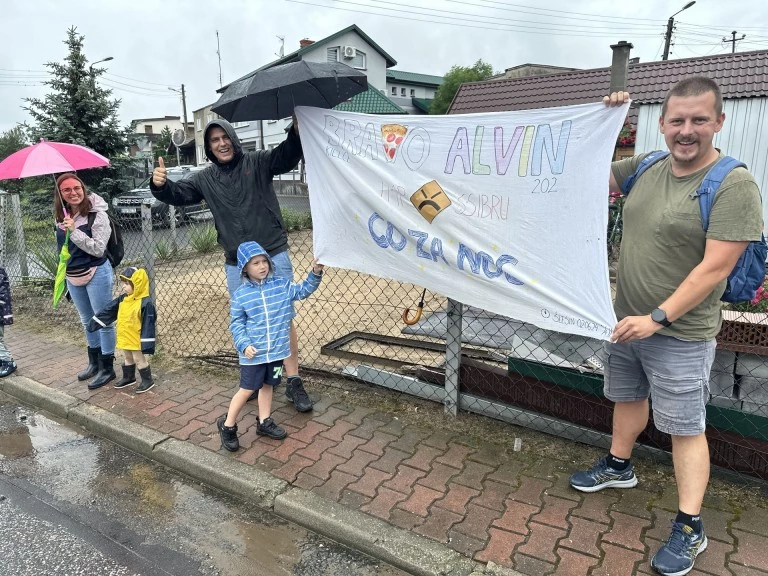 Sportowe zmagania w Ślesinie. Deszcz nie zatrzymał Garmin Iron Triathlon