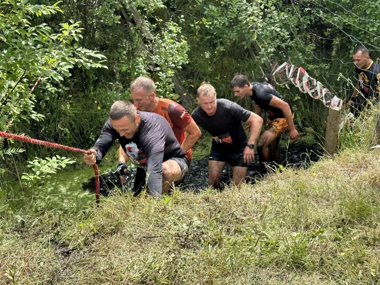 „Diabelnie boscy” kibicowali uczestnikom „Husar Race”