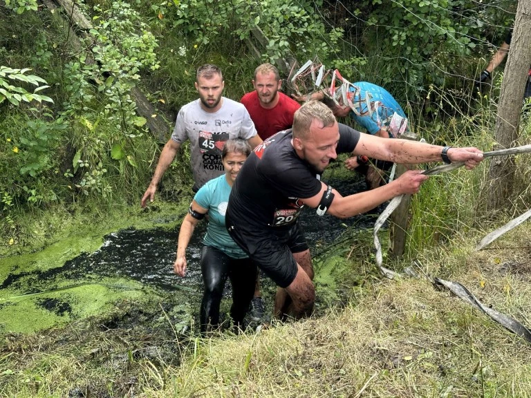 „Diabelnie boscy” kibicowali uczestnikom „Husar Race”