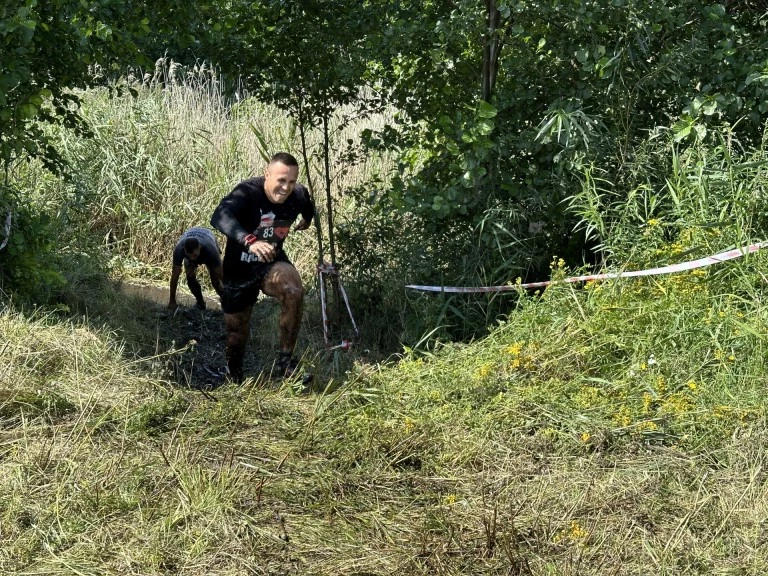 „Diabelnie boscy” kibicowali uczestnikom „Husar Race”