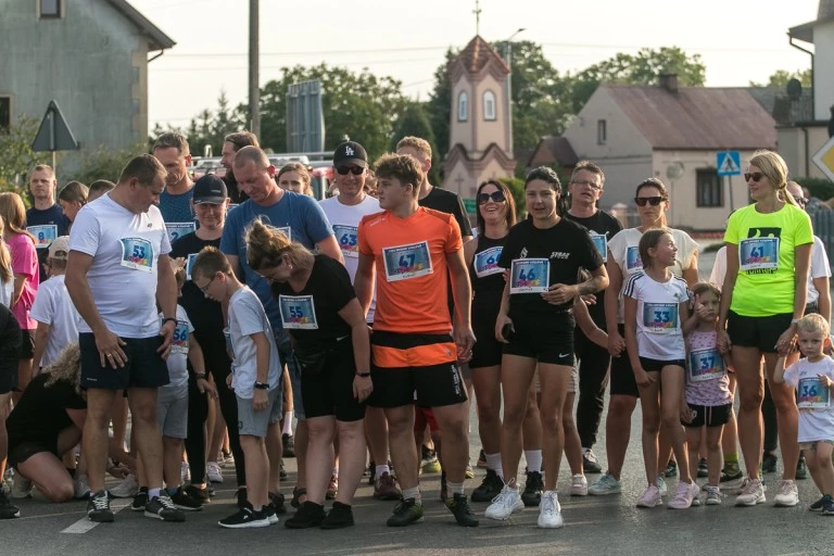 Rzgów. To był pierwszy tego typu bieg. Na starcie blisko setka zawodników