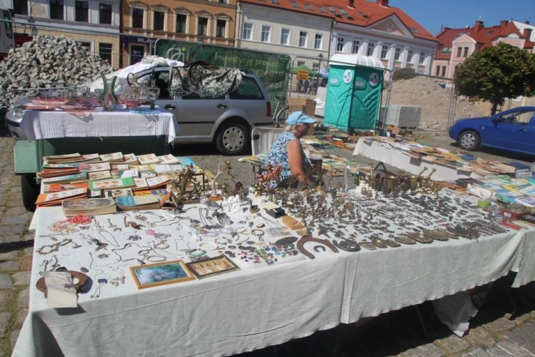 Trwa Jarmark św. Bartłomieja. Tłumy na rynku