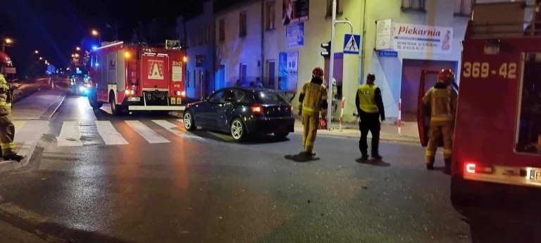 Nocny wypadek na skrzyżowaniu w Skulsku. Poszkodowana jedna osoba