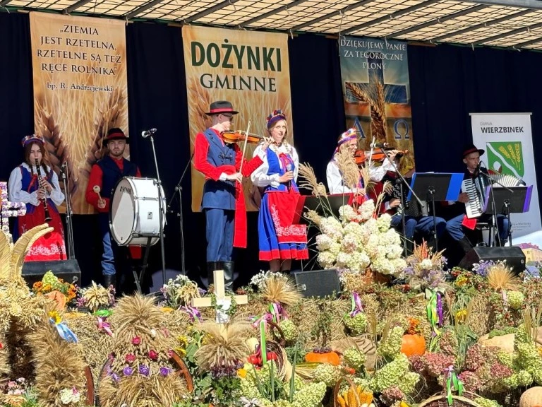 Dożynki w Kryszkowicach. Gmina Wierzbinek dziękuje za plony