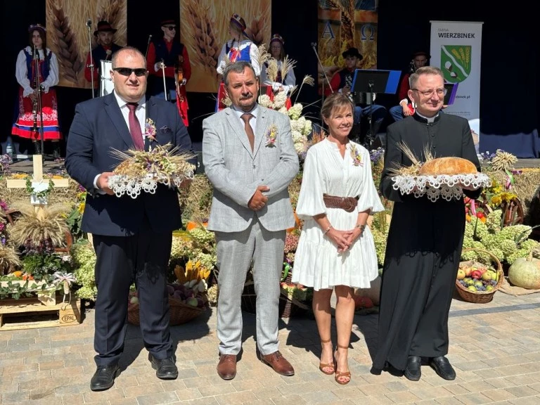 Dożynki w Kryszkowicach. Gmina Wierzbinek dziękuje za plony