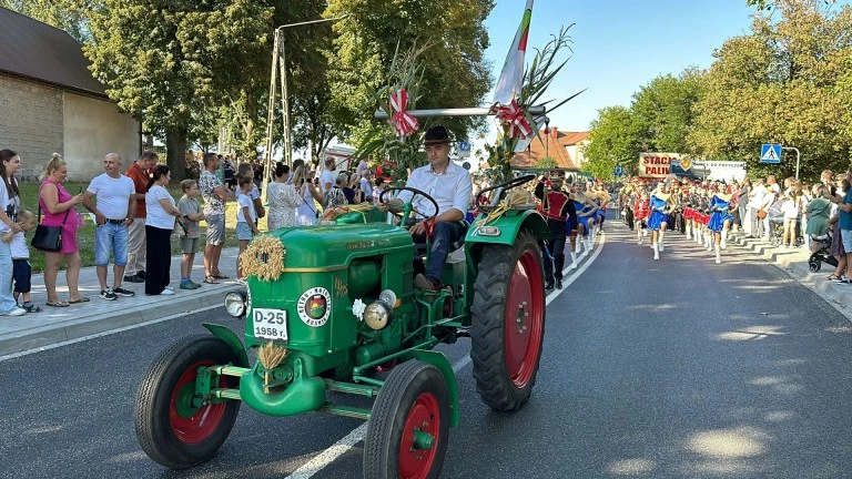 Święto Plonów w Kramsku: Tradycje, muzyka i wybór najpiękniejszego wieńca