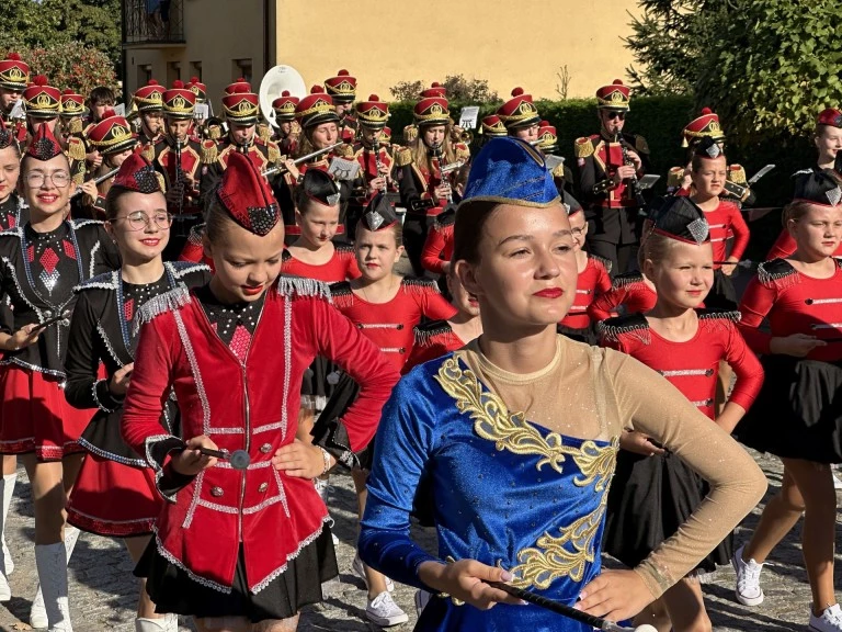 Święto Plonów w Kramsku: Tradycje, muzyka i wybór najpiękniejszego wieńca