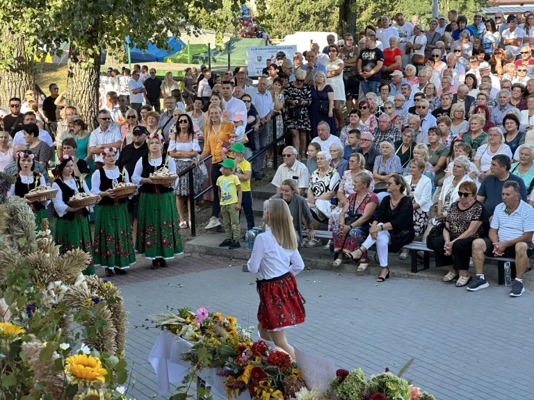 Święto Plonów w Kramsku: Tradycje, muzyka i wybór najpiękniejszego wieńca