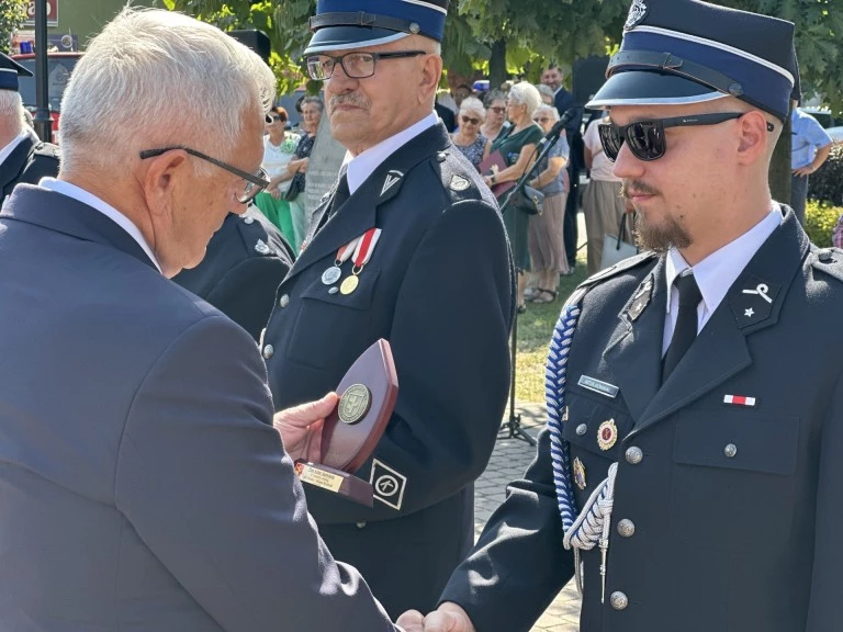 Remiza na miarę XXI wieku. W Rychwale otwarto nową strażnicę