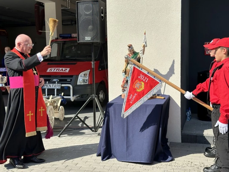 Remiza na miarę XXI wieku. W Rychwale otwarto nową strażnicę