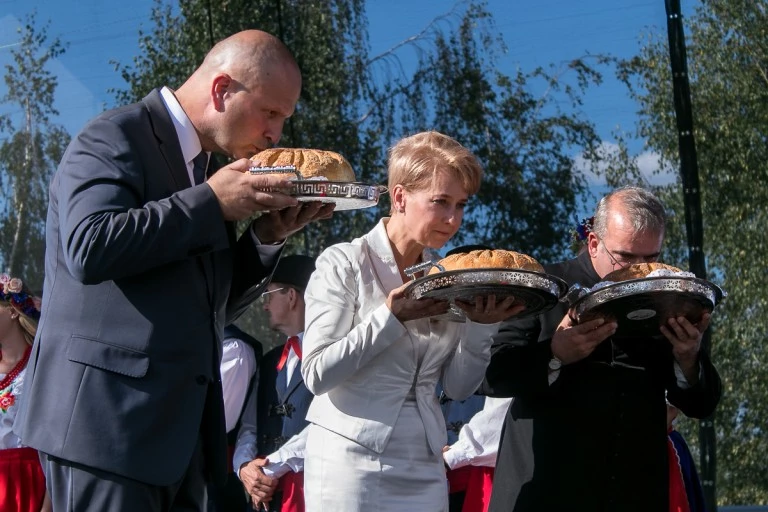 Plon niesiemy, plon. Świętowali rolnicy z całego powiatu konińskiego