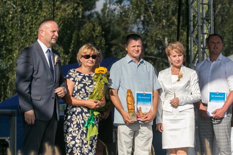 Plon niesiemy, plon. Świętowali rolnicy z całego powiatu konińskiego