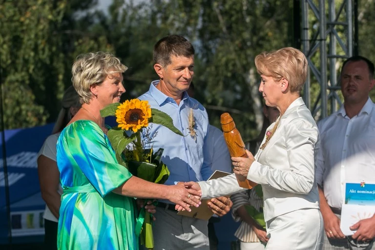 Plon niesiemy, plon. Świętowali rolnicy z całego powiatu konińskiego