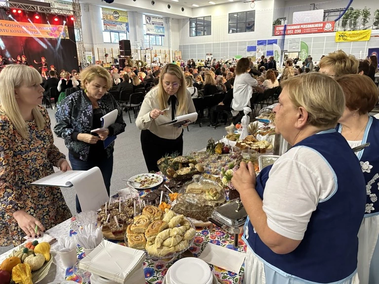 Koła Gospodyń Wiejskich z powiatu konińskiego spotkały się w Golinie