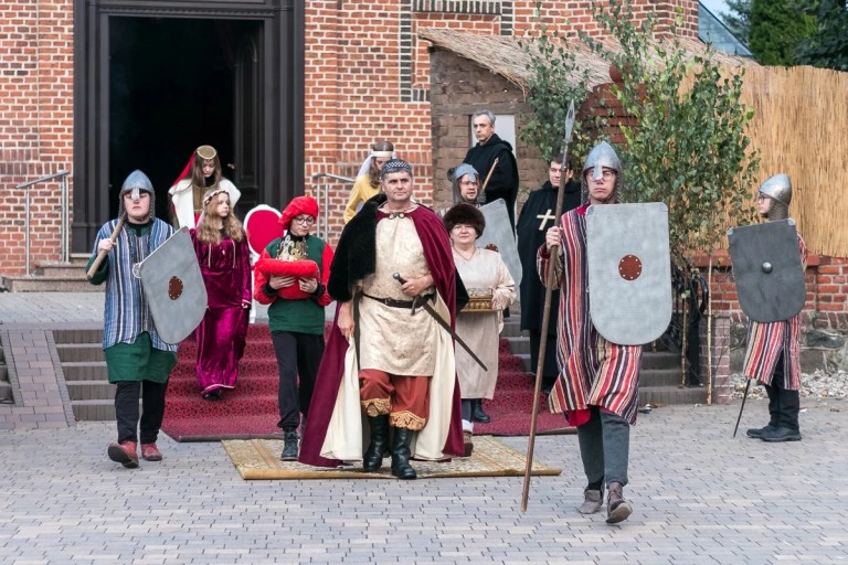 Kazimierz Biskupi. Mieszkańcy odegrali historię Pięciu Braci Męczenników