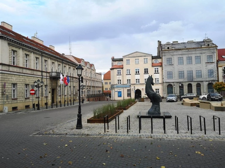 Na więcej zieleni na rynku w Koninie nie zgodził się konserwator zabytków