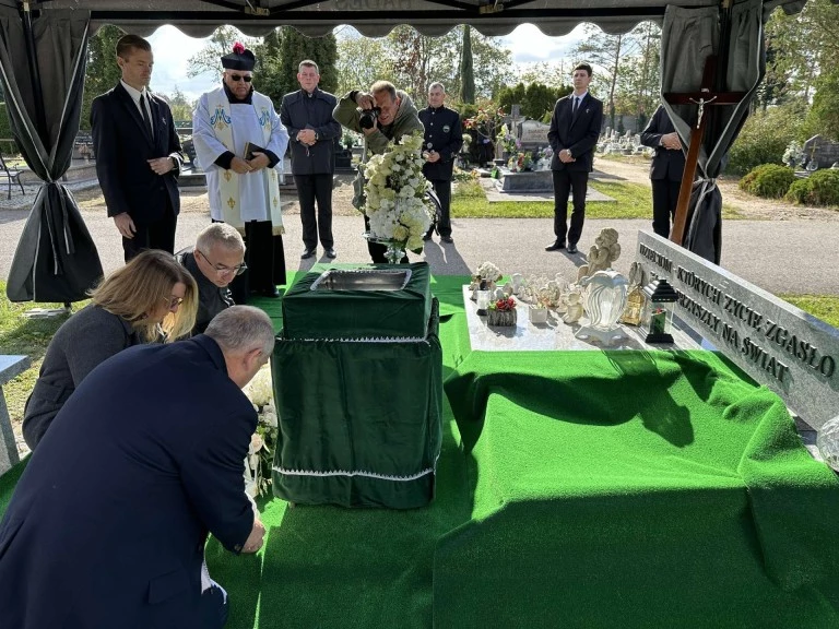 Pochówek dzieci martwo urodzonych. „To nasz obowiązek, żeby tutaj być”