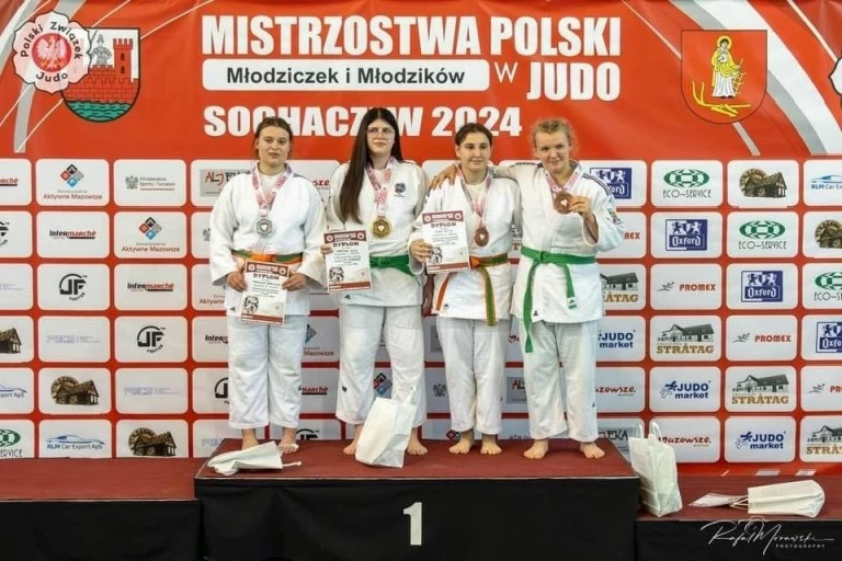 Srebrna Marcelina Poprawska. Udany start w mistrzostwach Polski