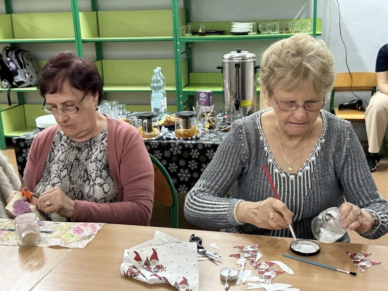 Międzypokoleniowe spotkania w szkole. Warsztaty dla seniorów