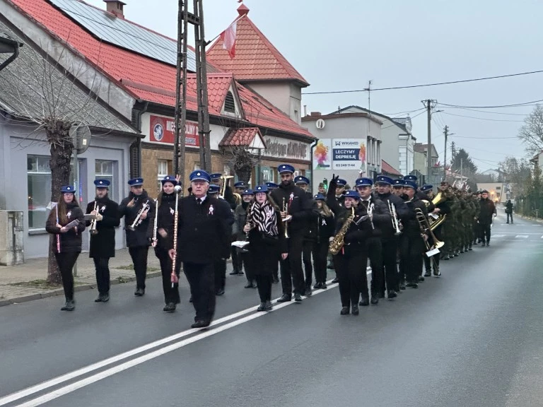 Ślesin świętował niepodległość. Msza za ojczyznę i apel pamięci