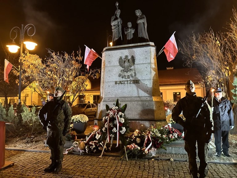 Ślesin świętował niepodległość. Msza za ojczyznę i apel pamięci