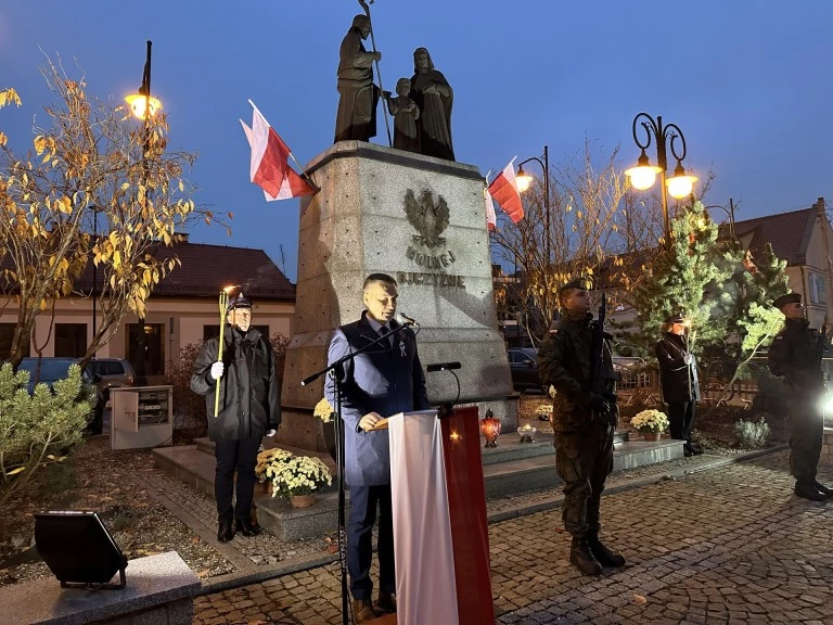 Ślesin świętował niepodległość. Msza za ojczyznę i apel pamięci