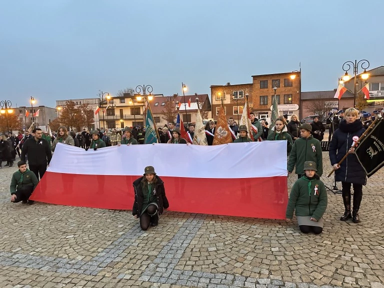 Ślesin świętował niepodległość. Msza za ojczyznę i apel pamięci