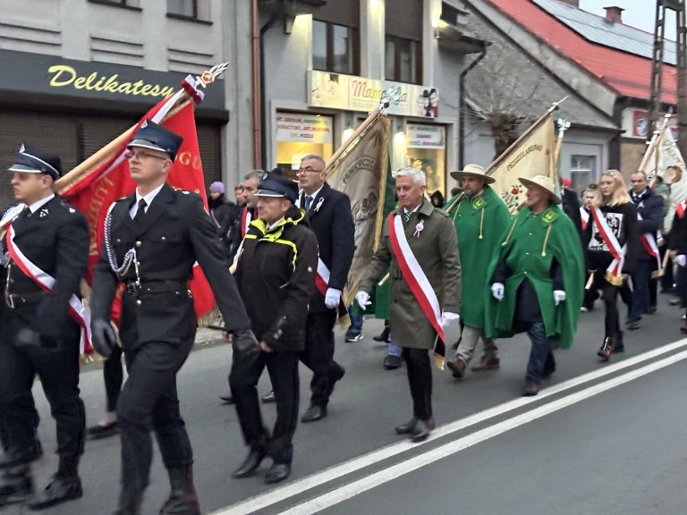 Ślesin świętował niepodległość. Msza za ojczyznę i apel pamięci