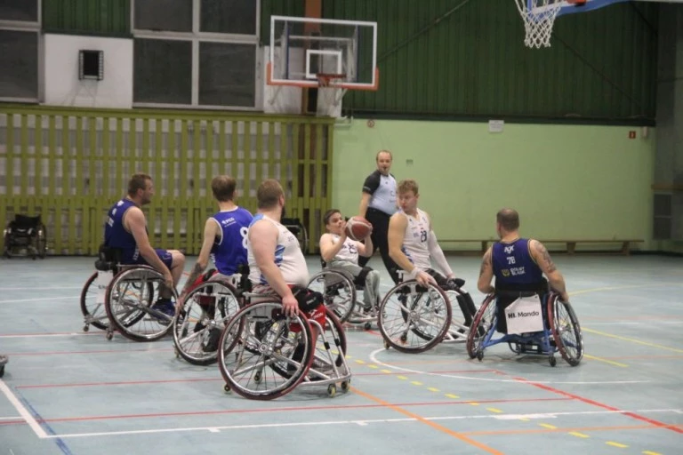 Gładka wygrana zgodnie z planem. Mustang lepszy od Górnika