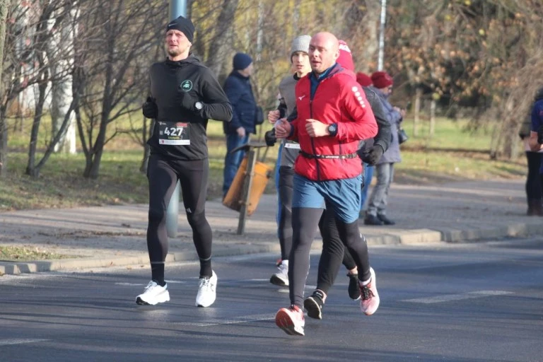 Bieg o Lampkę Górniczą to impreza, która podtrzymuje pamięć o historii regionu