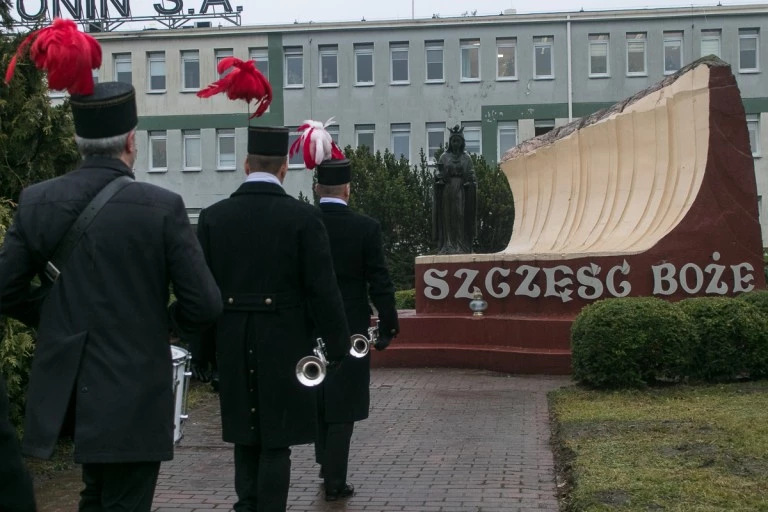 Górnicy oddali hołd swojej patronce. W środę dalszy ciąg Barbórki