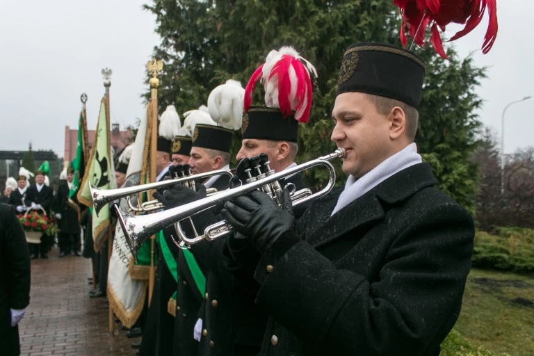 Górnicy oddali hołd swojej patronce. W środę dalszy ciąg Barbórki