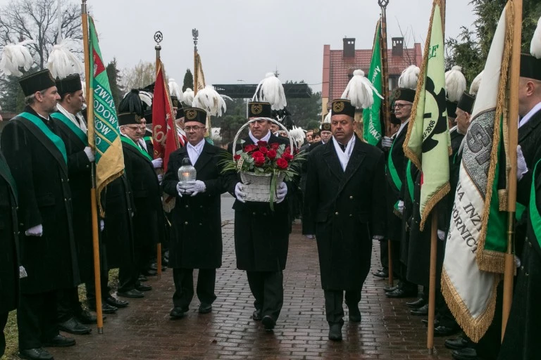 Górnicy oddali hołd swojej patronce. W środę dalszy ciąg Barbórki