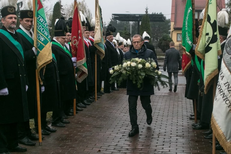 Górnicy oddali hołd swojej patronce. W środę dalszy ciąg Barbórki