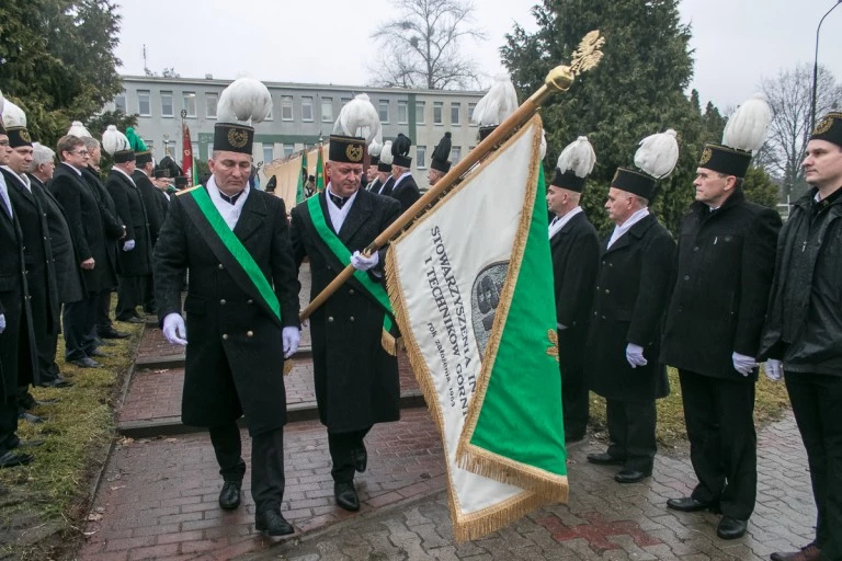 Górnicy oddali hołd swojej patronce. W środę dalszy ciąg Barbórki