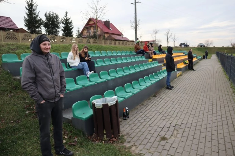 Noworoczna tradycja w Brzeźnie. Seniorzy Czarnych rywalizowali z juniorami