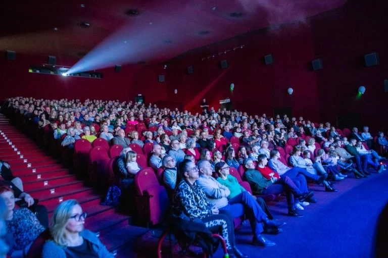 Wyjątkowe koncerty w Koninie. Świąteczna atmosfera i wspólne kolędowanie