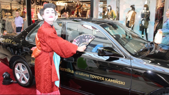 Powrót legendy, czyli nowa i kultowa Toyota Camry