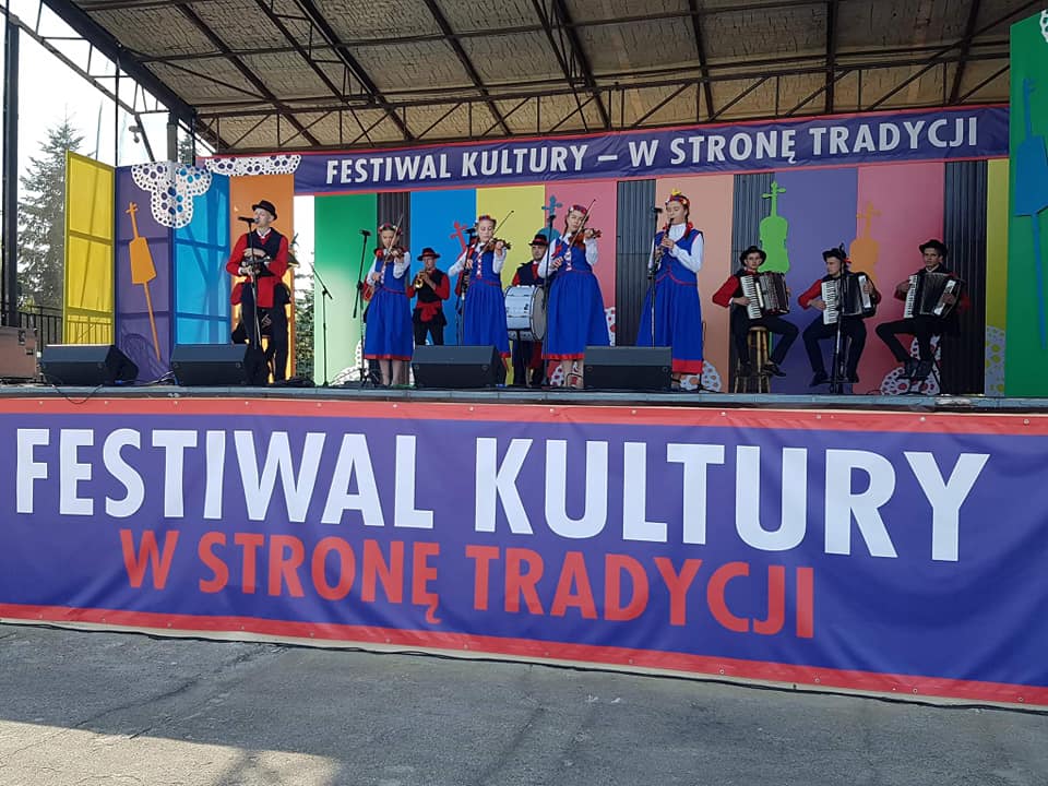 Zespoły ludowe z Wierzbinka na festiwalu