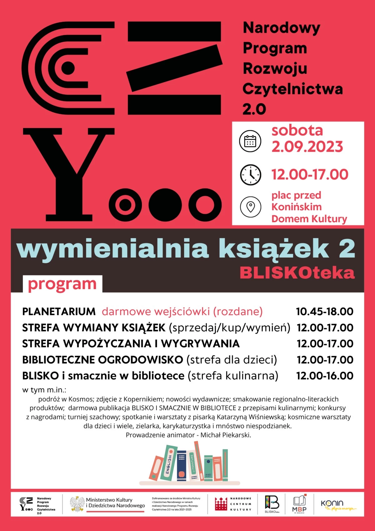 Wymiana książek i zdjęcie z Kopernikiem. Wyjątkowy dzień na placu