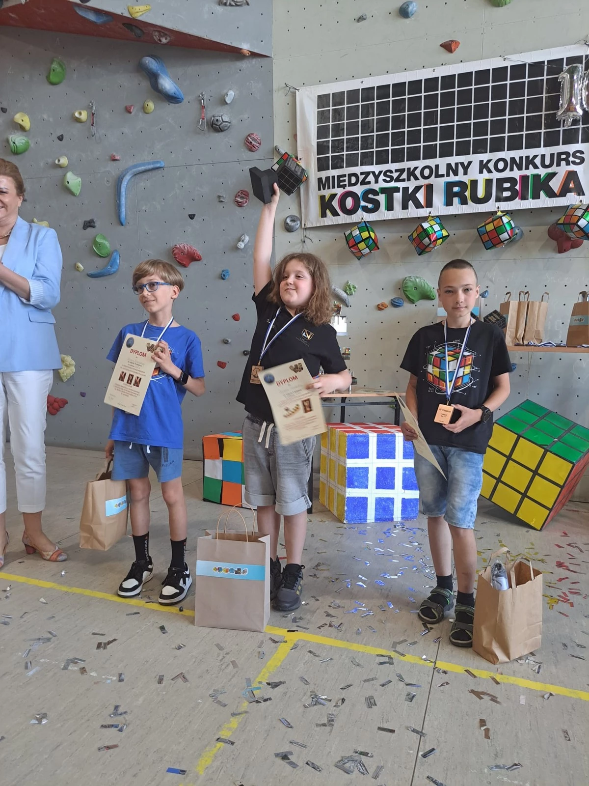 Jubileuszowy konkurs układania Kostki Rubika. Mistrz jest jeden!