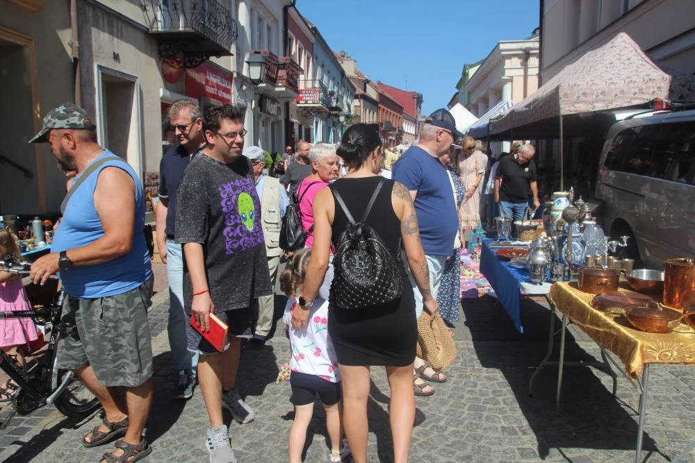 Trwa Jarmark św. Bartłomieja. Tłumy na rynku