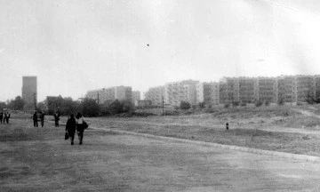 Rok 1984 w Koninie. Zatorze wciąż rosło a na piątym tylko Adam i Ewa